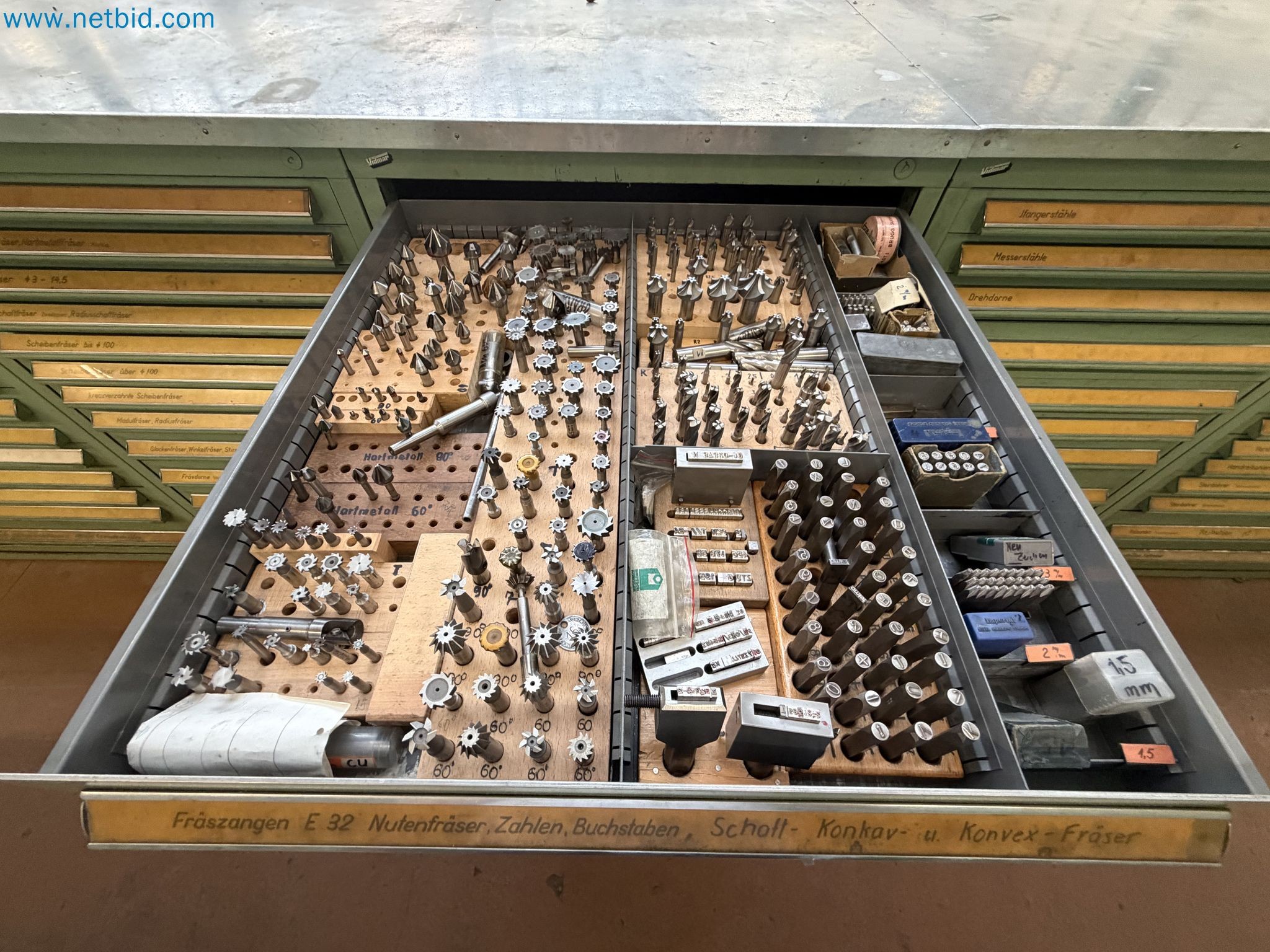 Inhalt Schubladenschrank
